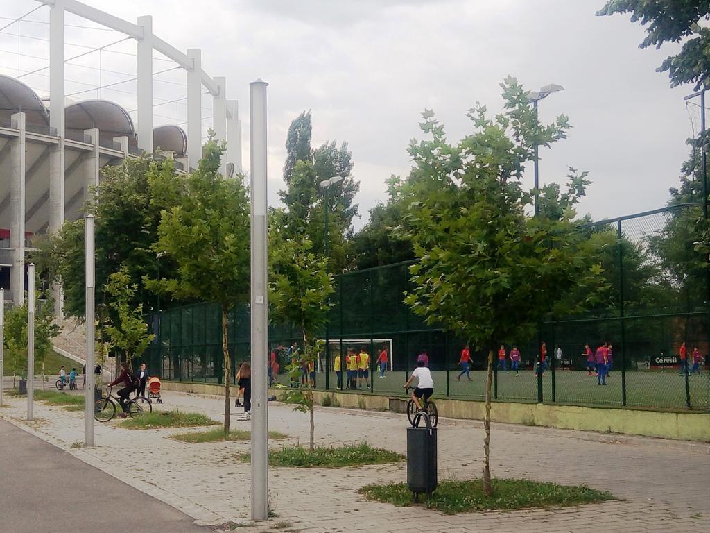 Apartament Dana Bukares Bagian luar foto
