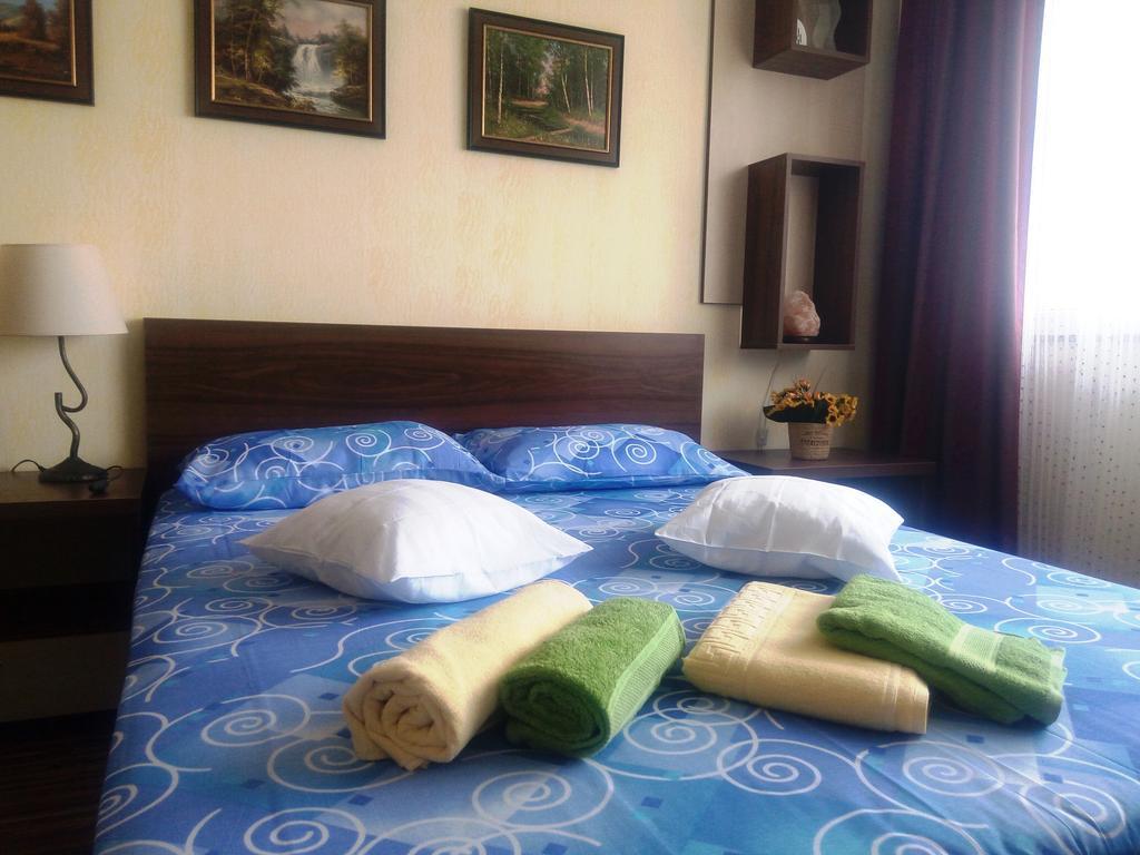 Apartament Dana Bukares Bagian luar foto